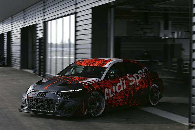 画像1: 新型「Audi RS 3 LMS」がワールドプレミア