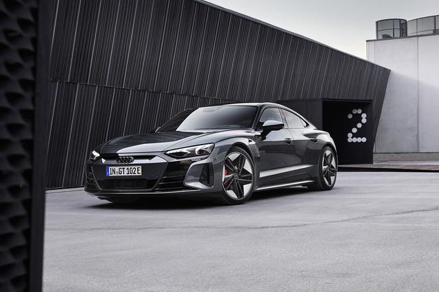 画像1: Audi RS e-tron GT