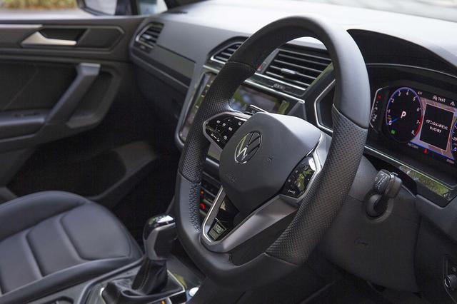 画像3: TSI R-Line