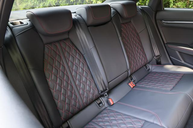 画像8: 【ミニ試乗記】Audi S3 Sedan