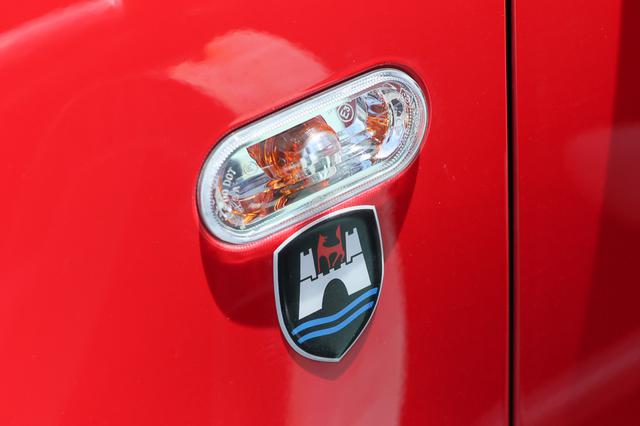 画像7: おいしいカリーヴルストは赤いVWでやってくる!