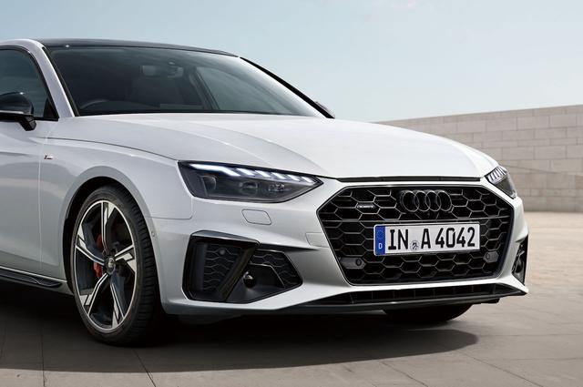 アウディ ジャパン、RSモデルを彷彿とさせる限定車Audi A4 / A4 Avant