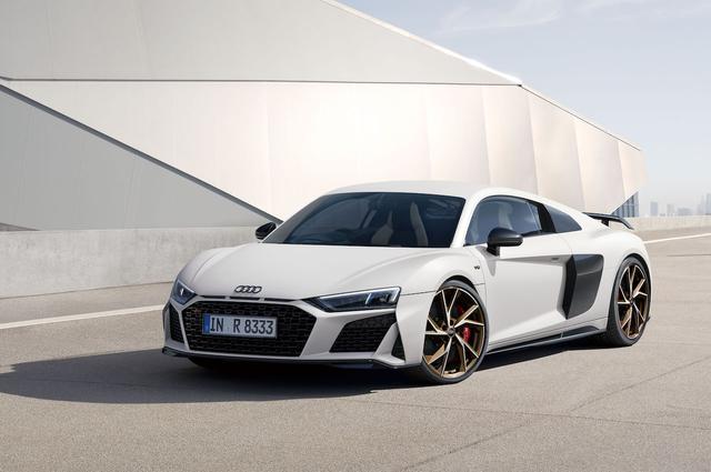 新品　京商　dnano Audi R8 シルバー 楽天市場】スパーク 1/43 アウディ R8 LMS GT4
