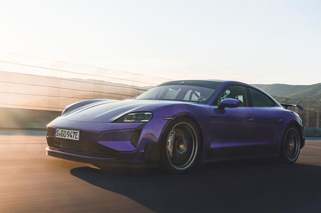 最高出力1108ps！ポルシェジャパン「Taycan Turbo GT」と「Taycan