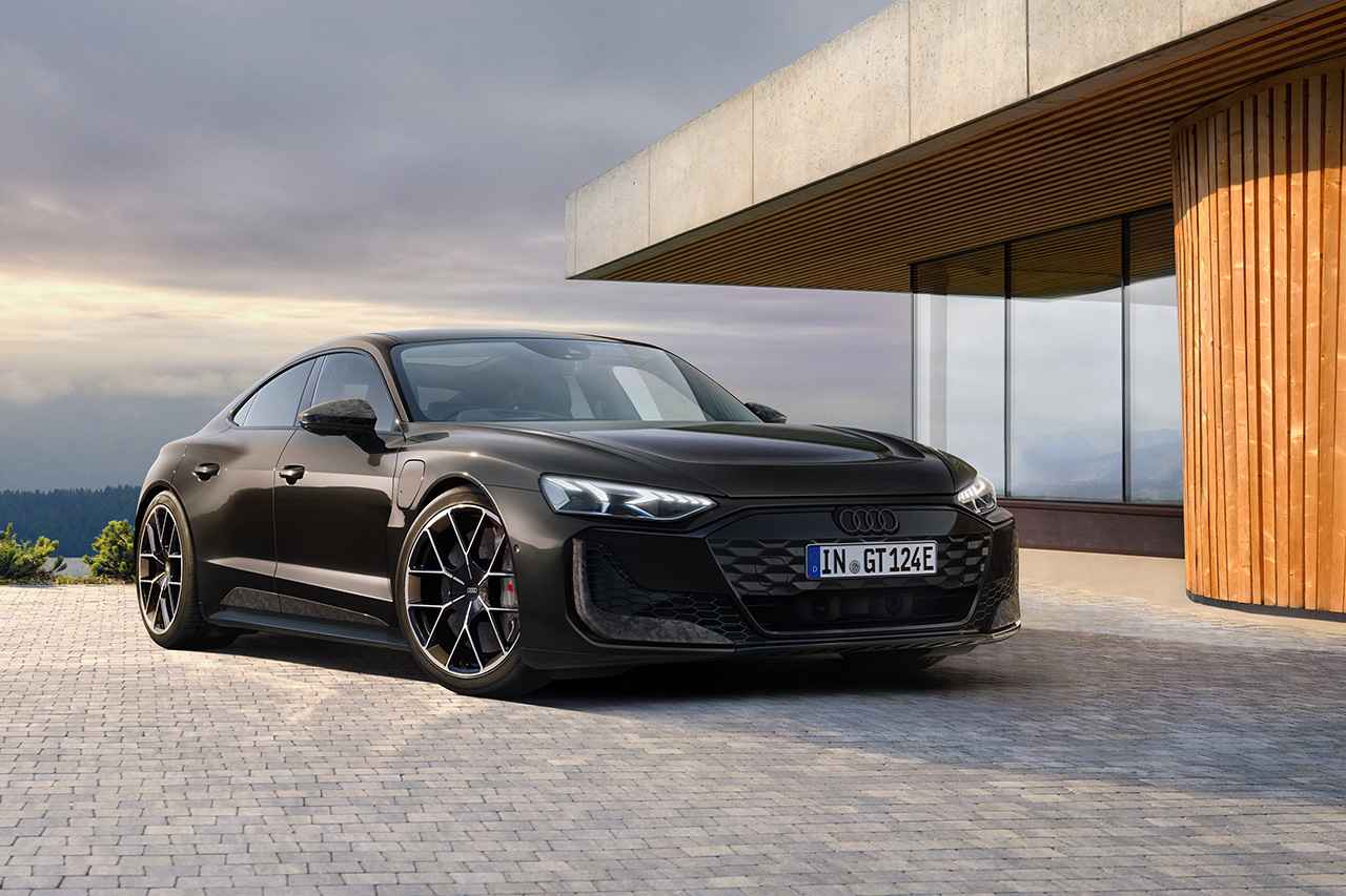 画像1: Audi RS e-tron GT performance exclusive edition