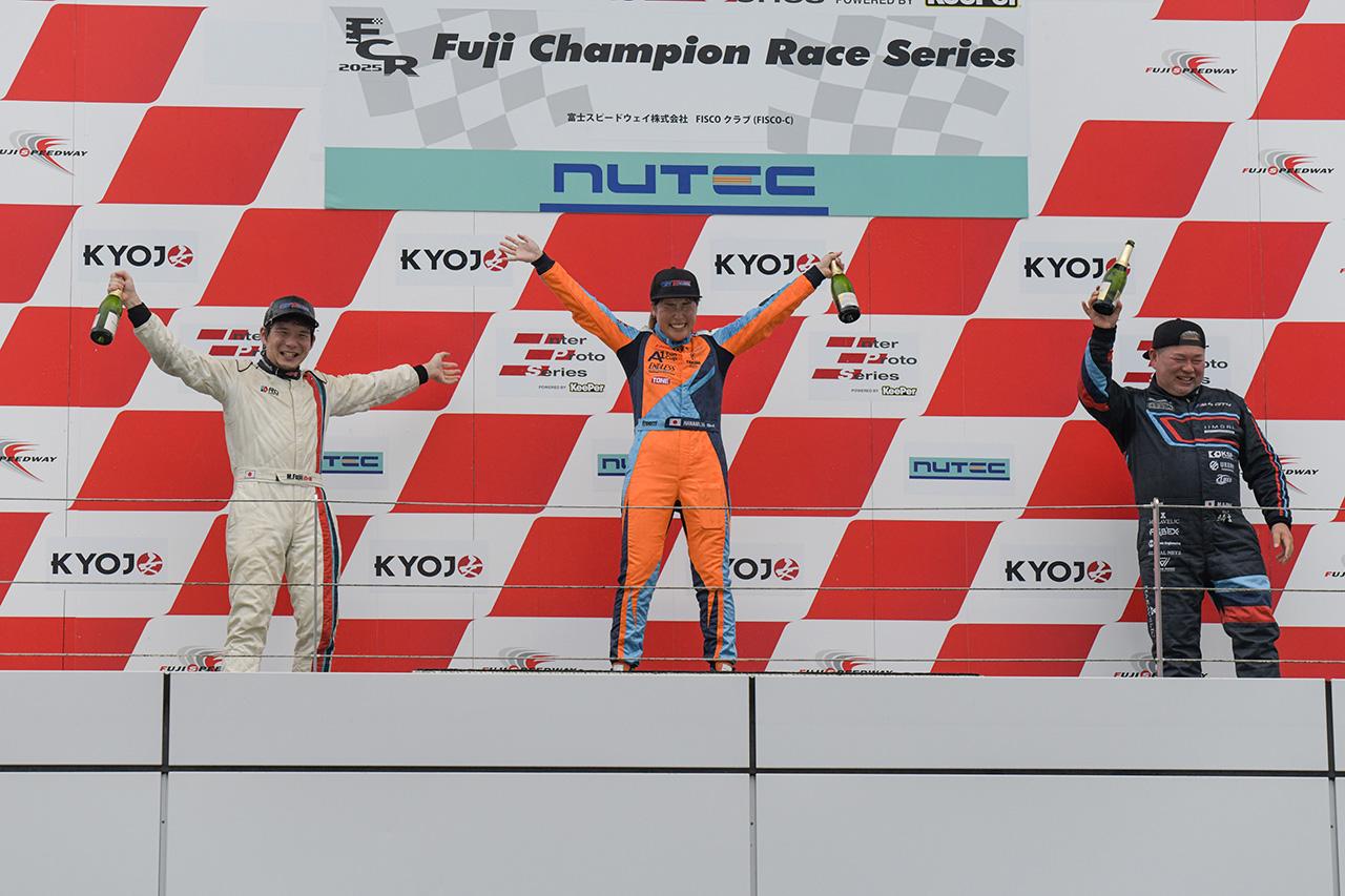 画像2: 【Audi A1 Fun Cup Rd.5】接戦を制し森 花海が自身初のポール・トゥ・ウィン!