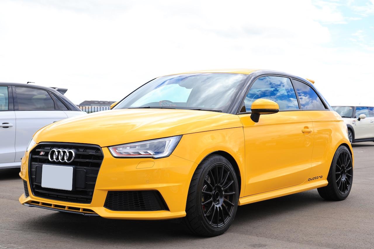 画像: こちらはSuperturismo-LM(黒)を装着したAudi S1。