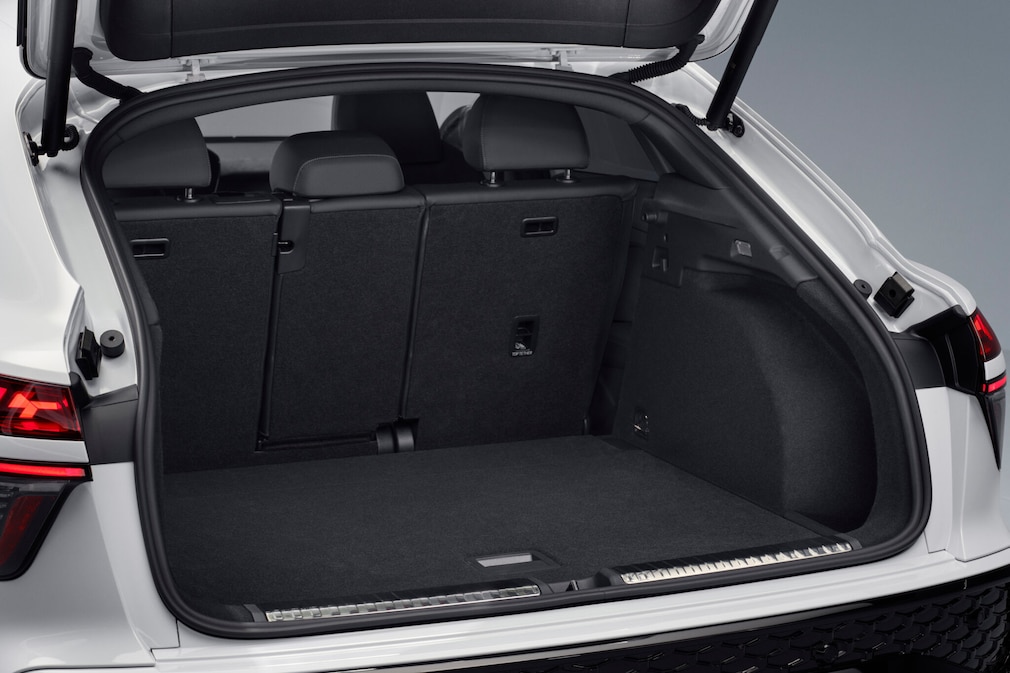 画像: ユーティリティ:Sportbackはトランクがさらに小さくなった