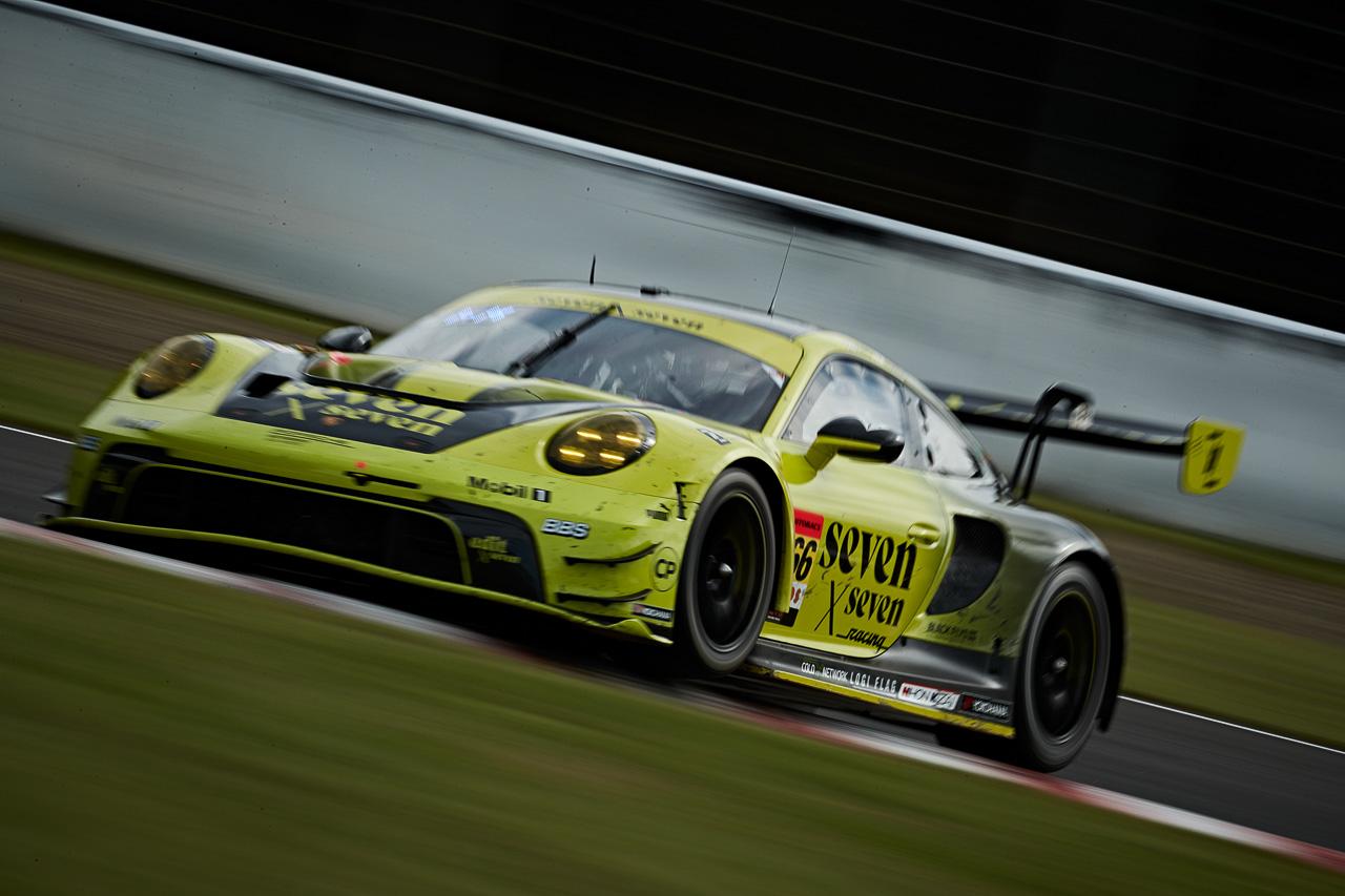 画像: #666 seven × seven PORSCHE GT3R