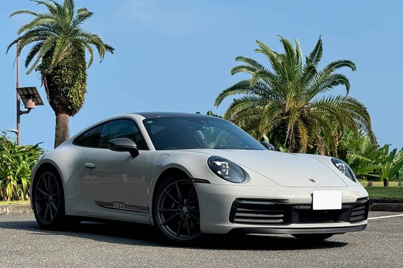 画像: そしてこちらはフェル号ポルシェ(992.1型のCarerra T / 7速MT)。