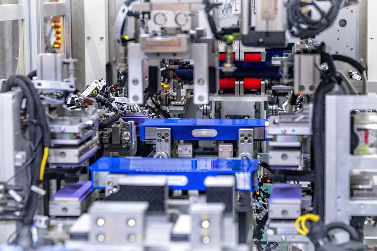 画像: PowerCo、ザルツギッターで電池セルの量産開始