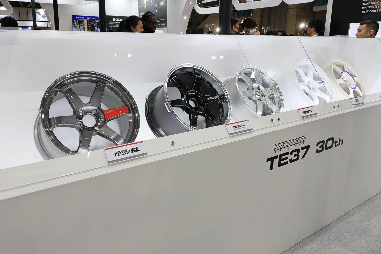 画像2: 今年のブースのテーマはTE37の30周年