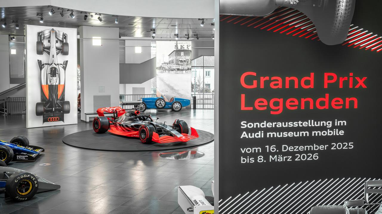 画像1: Audi museum mobileで特別展「Legends of Grand Prix」開催中