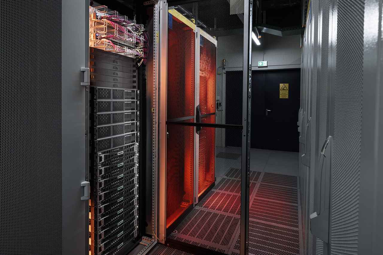 画像: クラウド化で工場制御を刷新