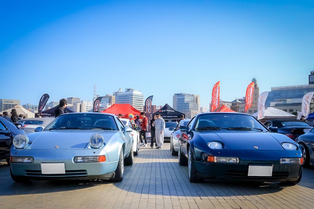 画像: 今回のエキサイティングポルシェには4台のPorsche 928がエントリーした。ヘッドライトのオン＆オフでこれだけ表情が変わる。