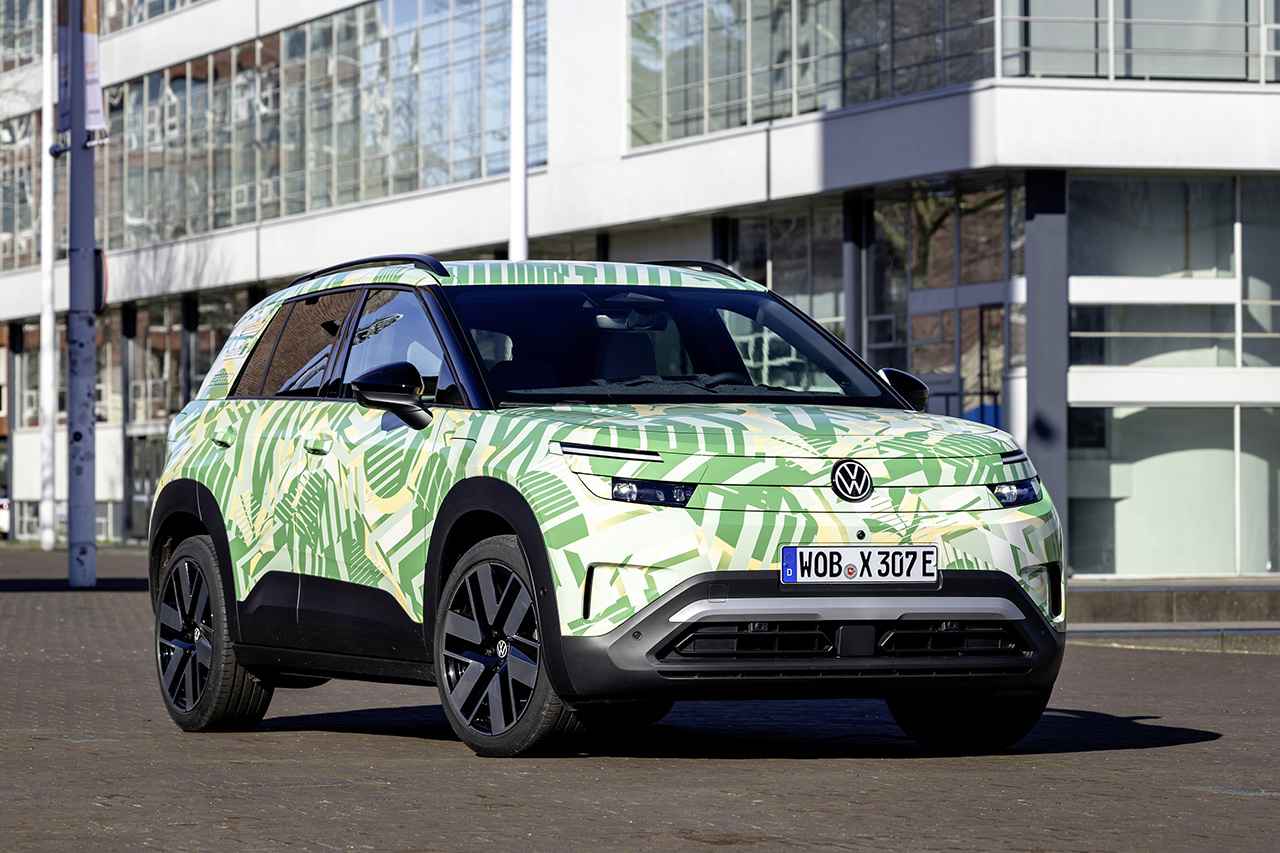 画像2: VW、新型EV「ID. Cross」を予告　カムフラージュ車がアムステルダムに登場