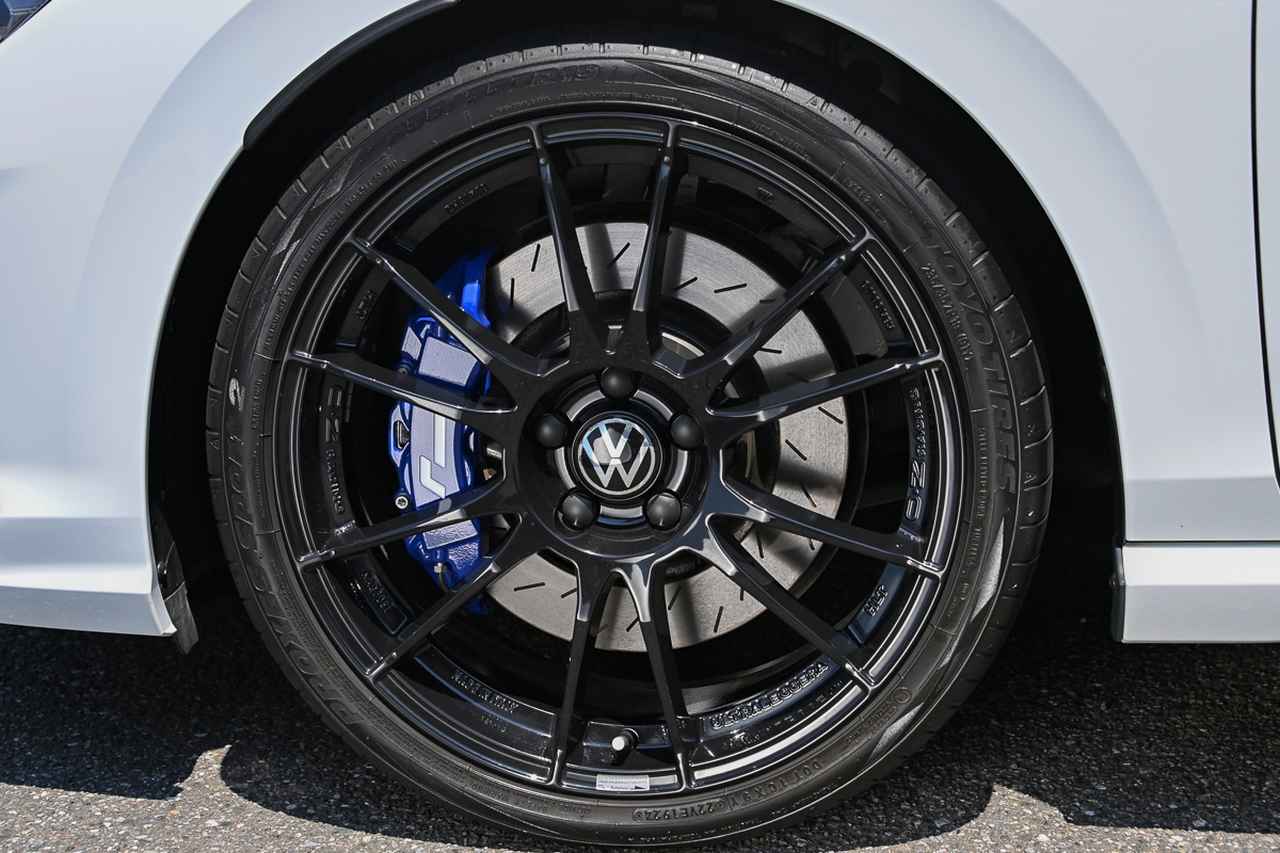 画像2: Golfをスタイリッシュに彩る「OZ × maniacs Ultraleggera-HLT NERO」