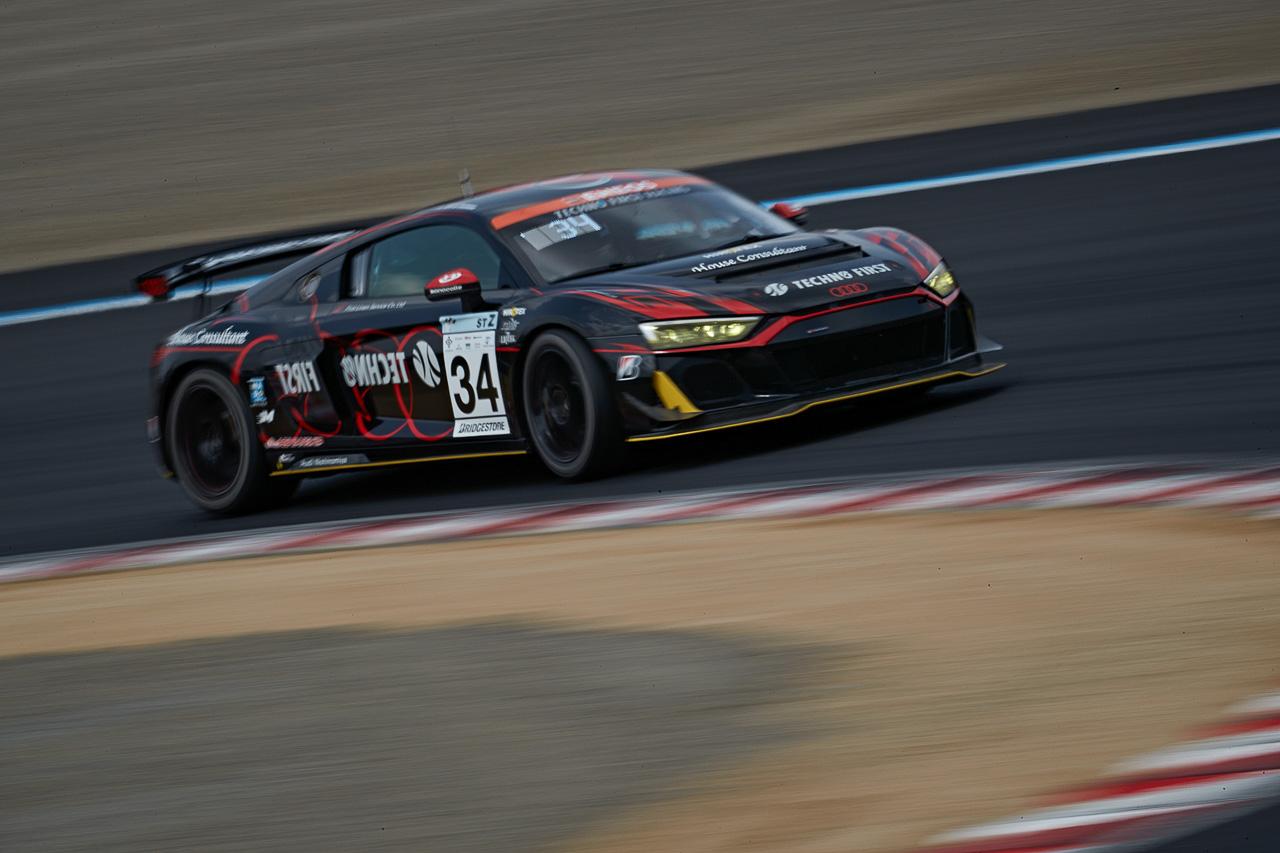 画像1: 【S耐 Rd.1 MOTEGI】TECHNO FIRST R8 LMS GT4がST-Zクラスで優勝