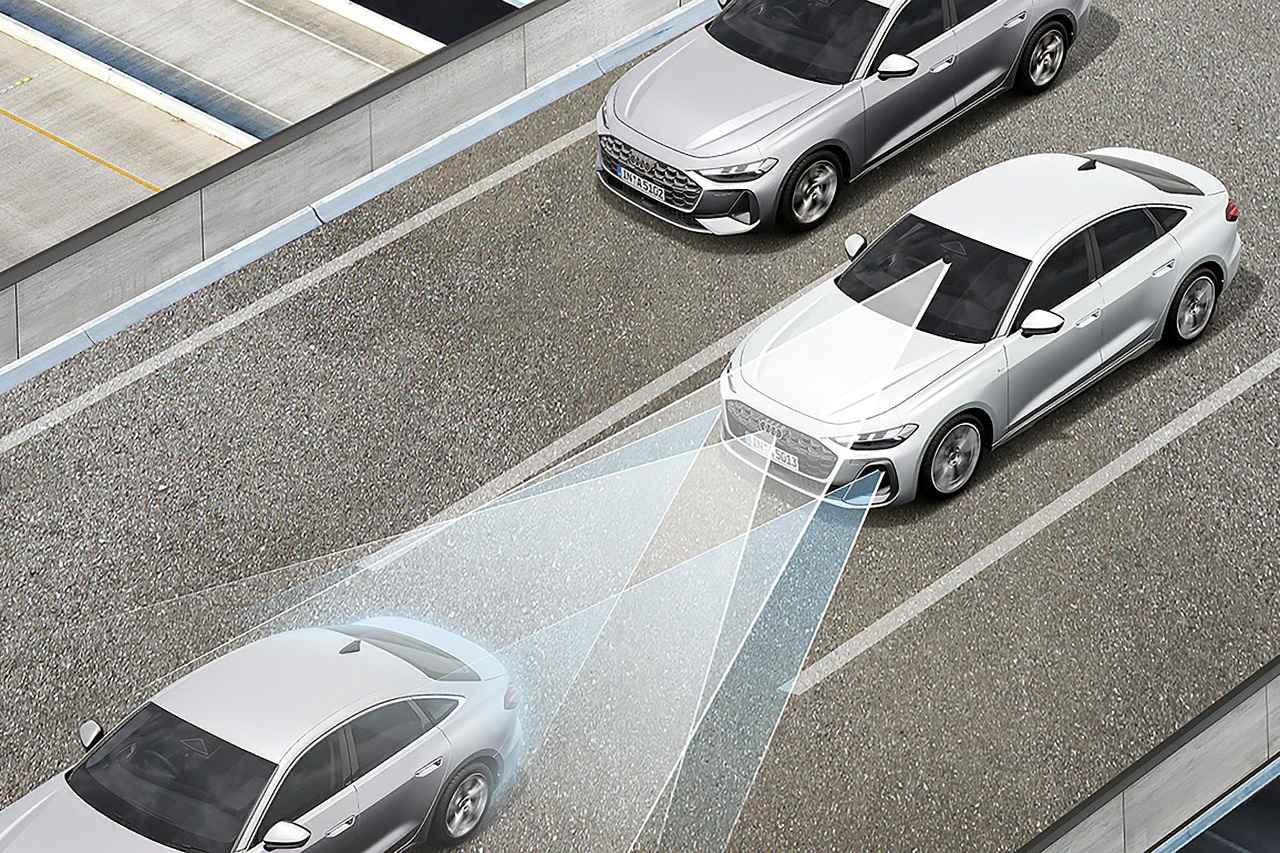 画像: 高速道路での支援機能を標準装備