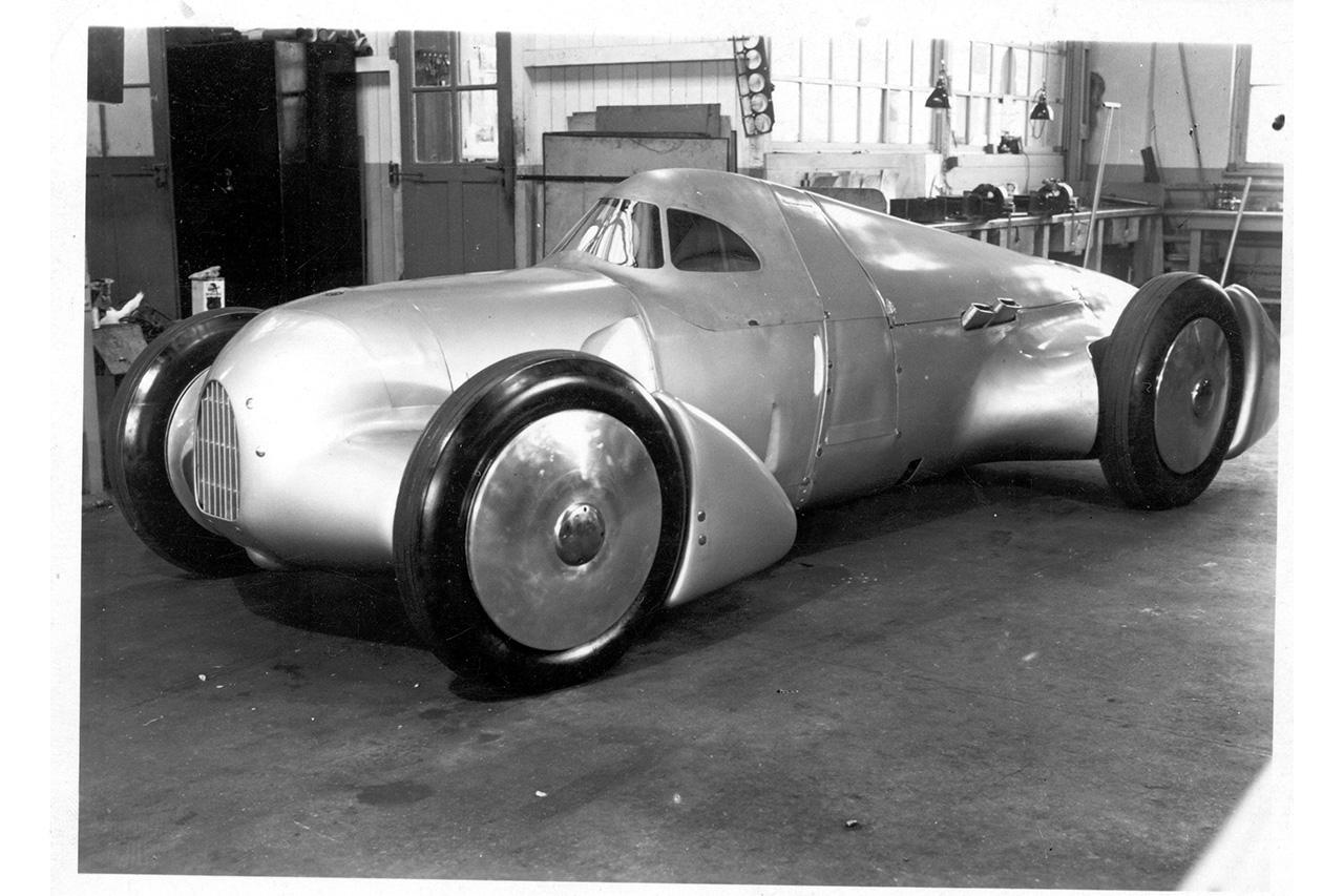 画像2: 326.975km/hを記録した伝説「Auto Union Lucca」が復活
