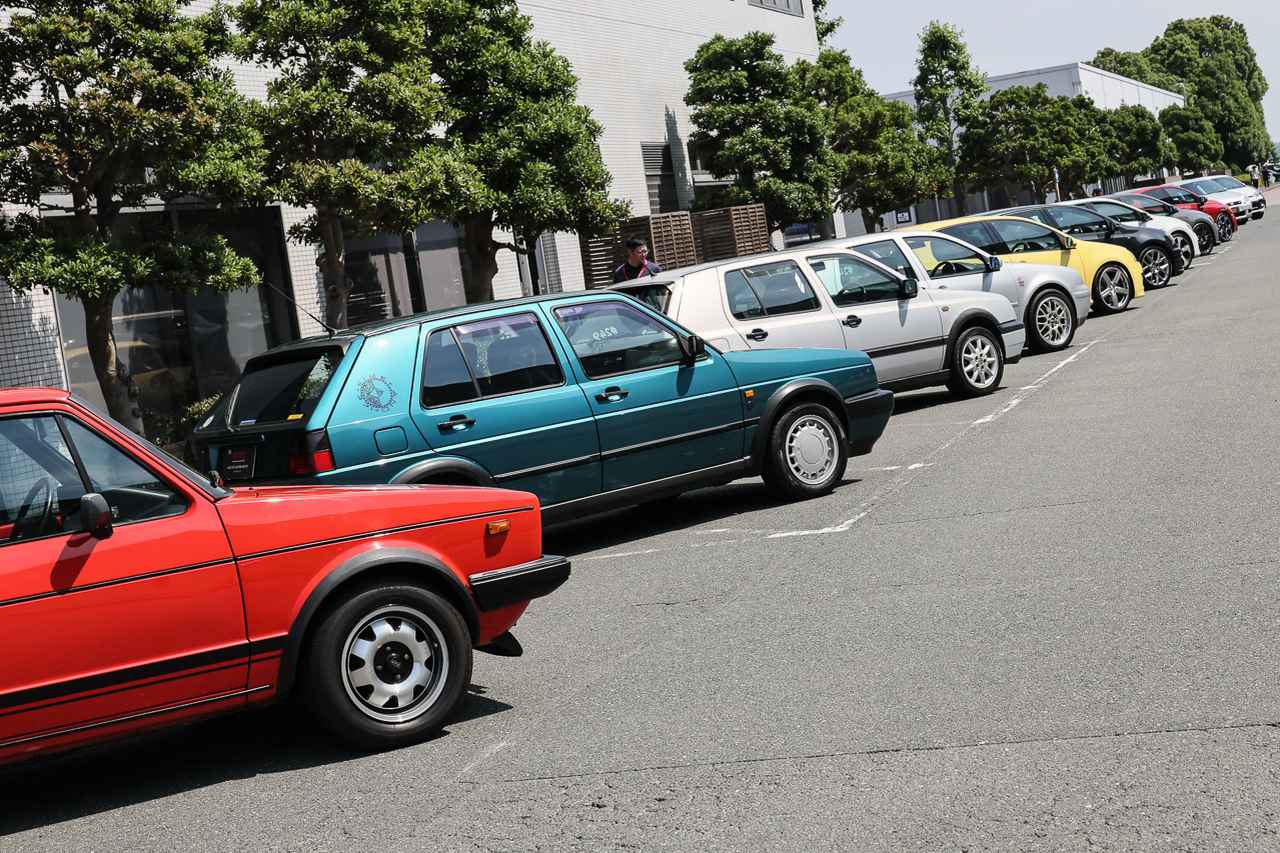 画像2: メイン会場には歴代Golf GTI展示。