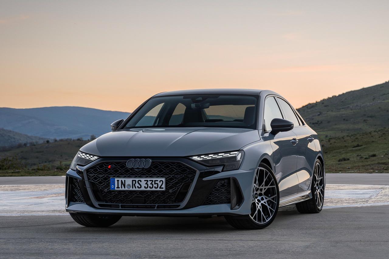 画像1: Audi RS 3 Sedan
