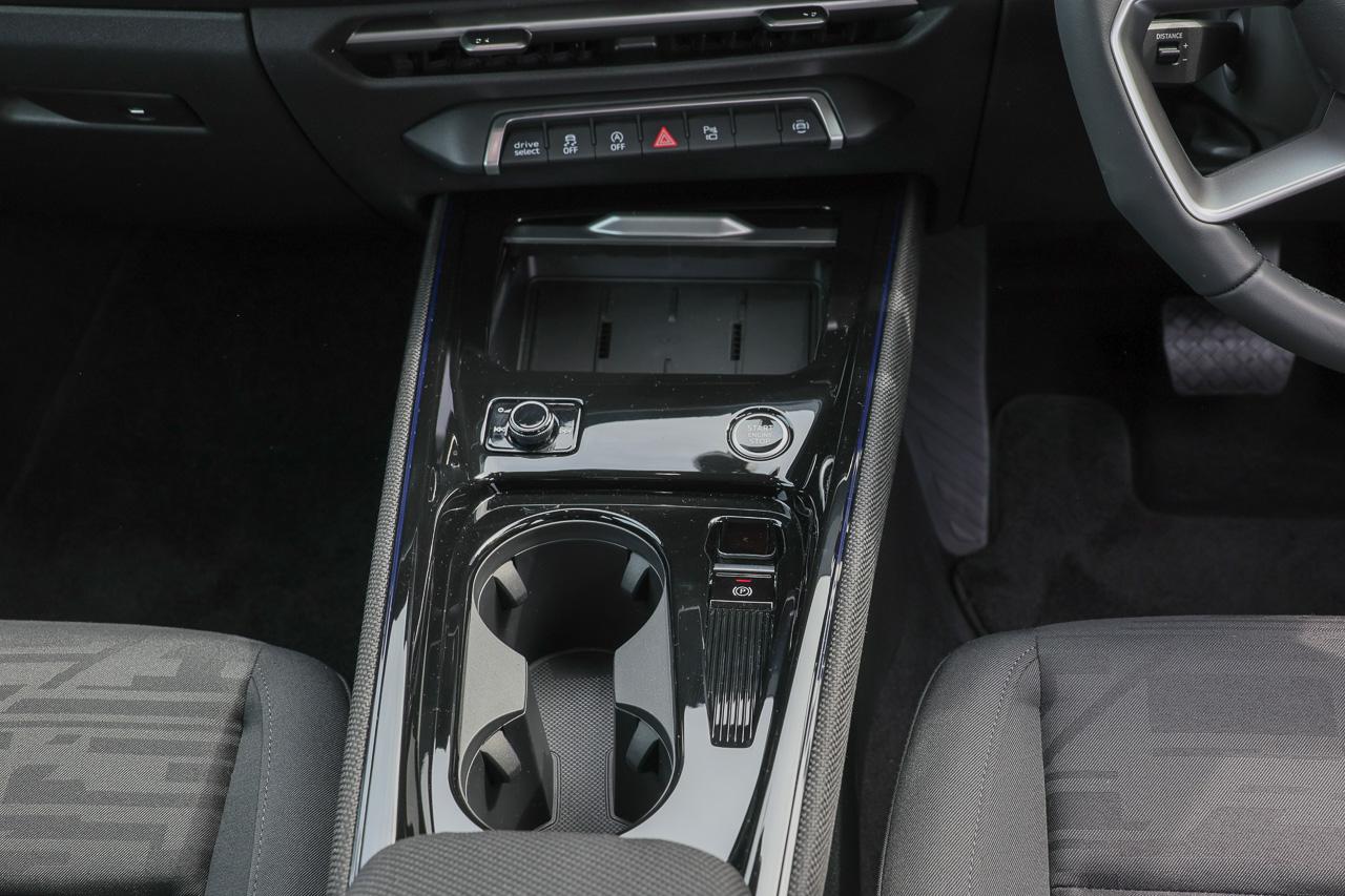 画像6: 【ミニ試乗記】Audi Q3 TFSI 110kW advanced