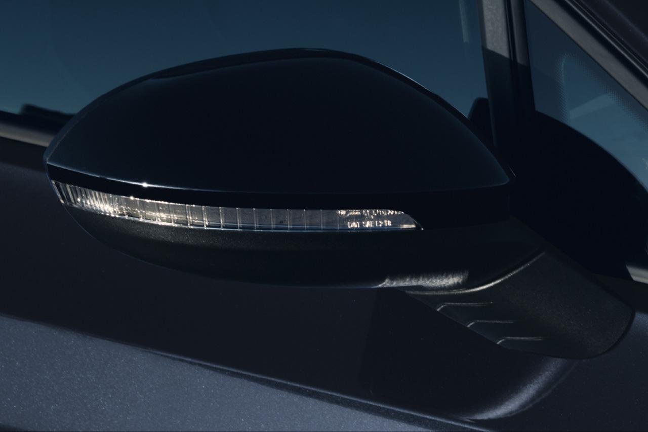 画像3: 「Golf R Black Edition II」が限定500台で登場！