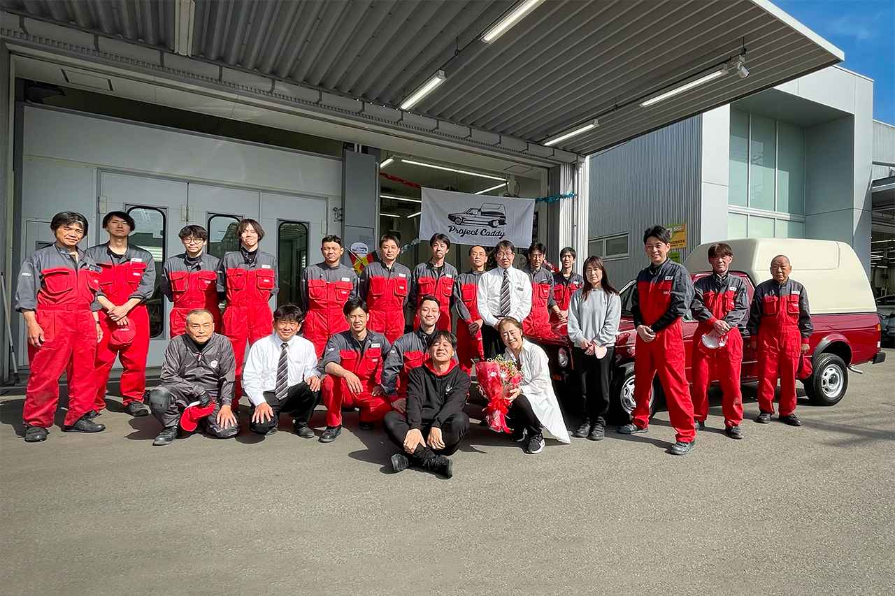 画像: TeamCaddyの皆さん＠中央自動車鈑金工業所。