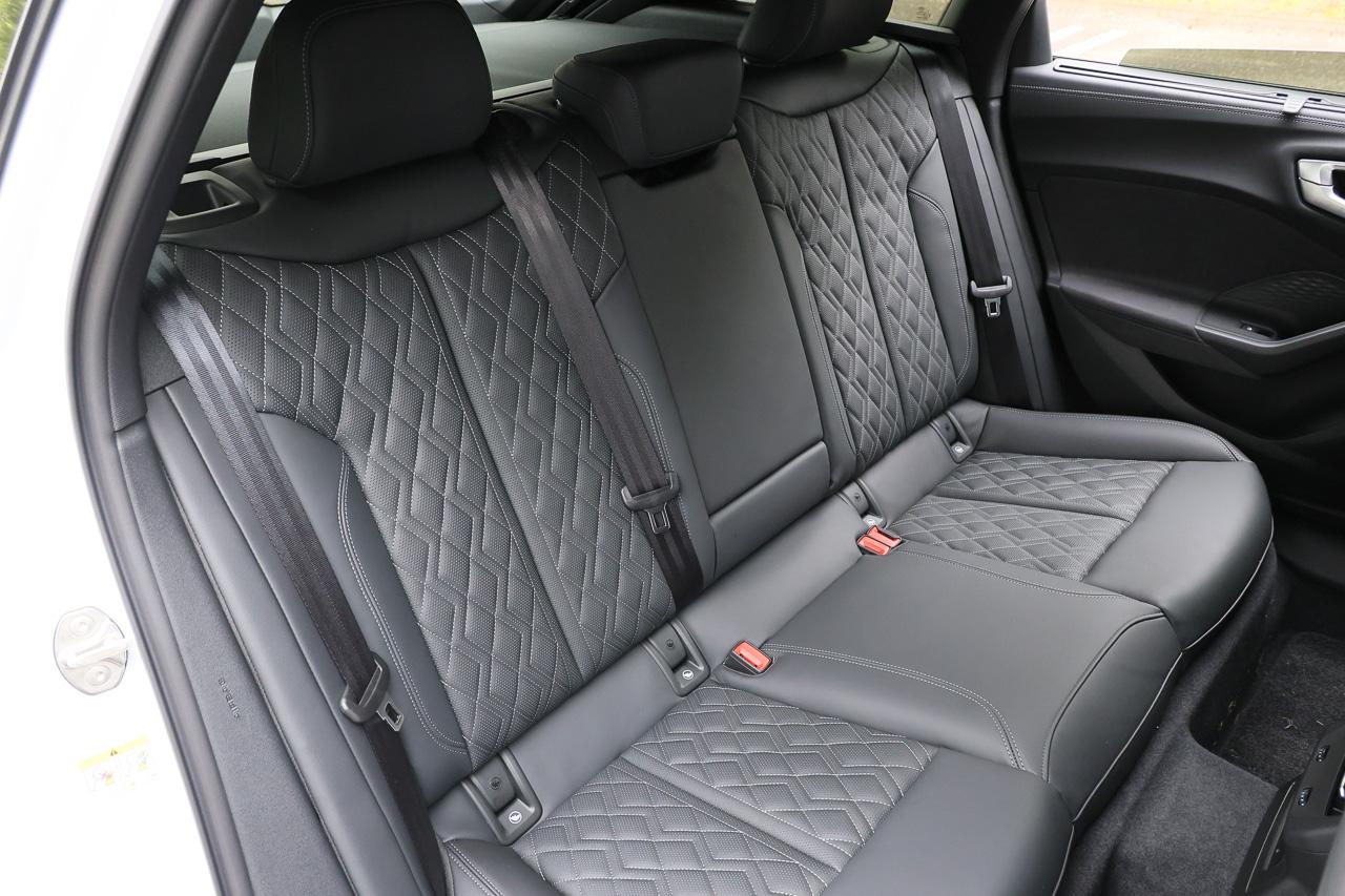画像3: 【ミニ試乗記】Audi A5 Avant TFSI e-hybrid quattro S line