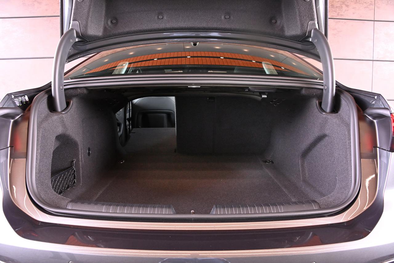 画像12: 【ミニ試乗記】Audi A6 150kW TDI quattro