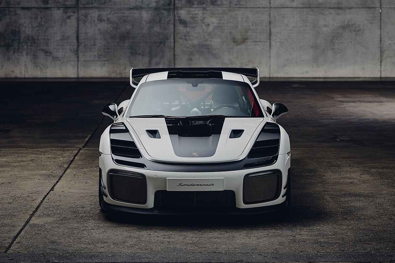 画像: 911 GT2 RSをベースに“Flachbau”を現代化