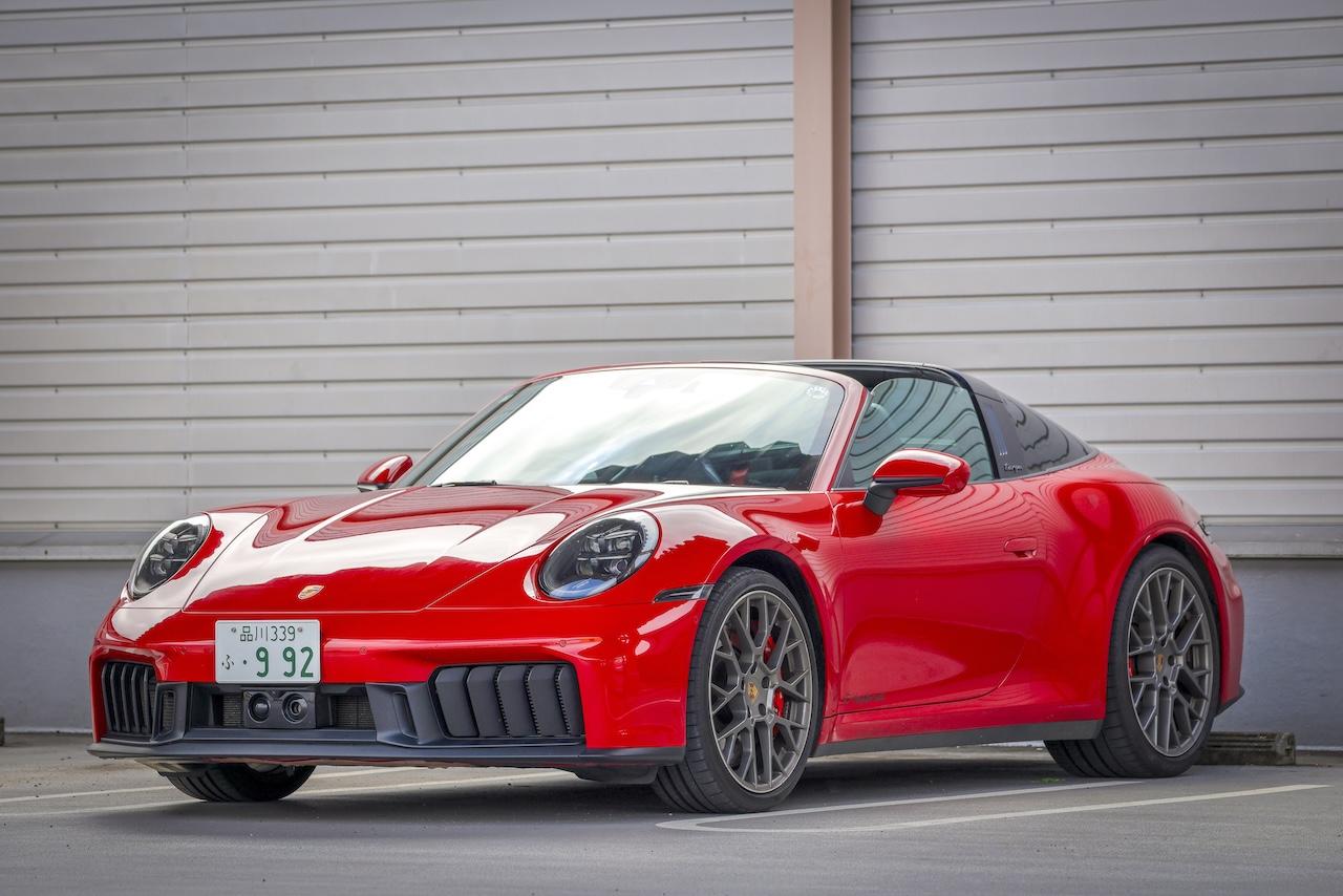 画像1: 今回お借りしたポルシェ 911 Targa 4 GTS。