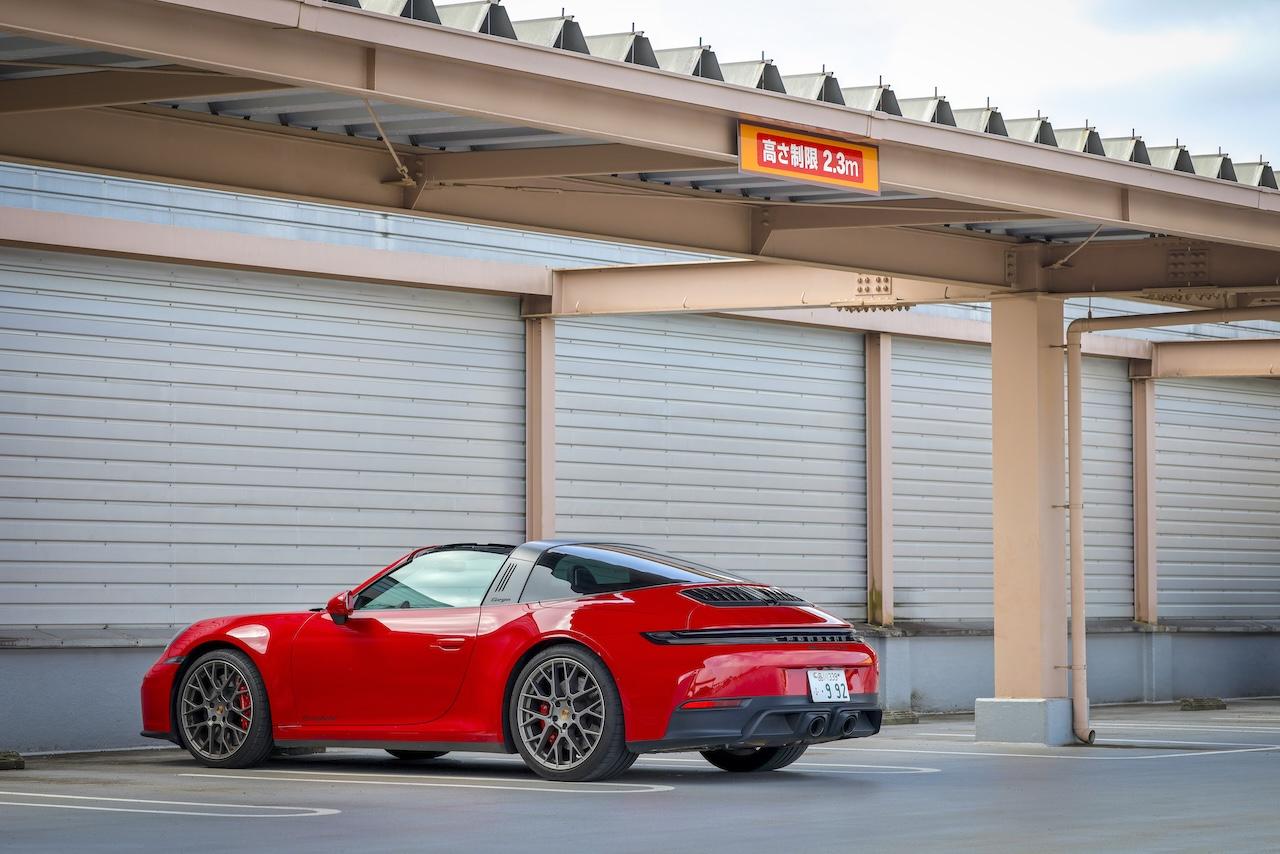 画像2: 今回お借りしたポルシェ 911 Targa 4 GTS。