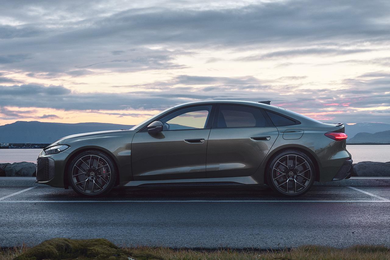 画像4: PHEVで新たなステージへ 「Audi RS 5」が日本デビュー!