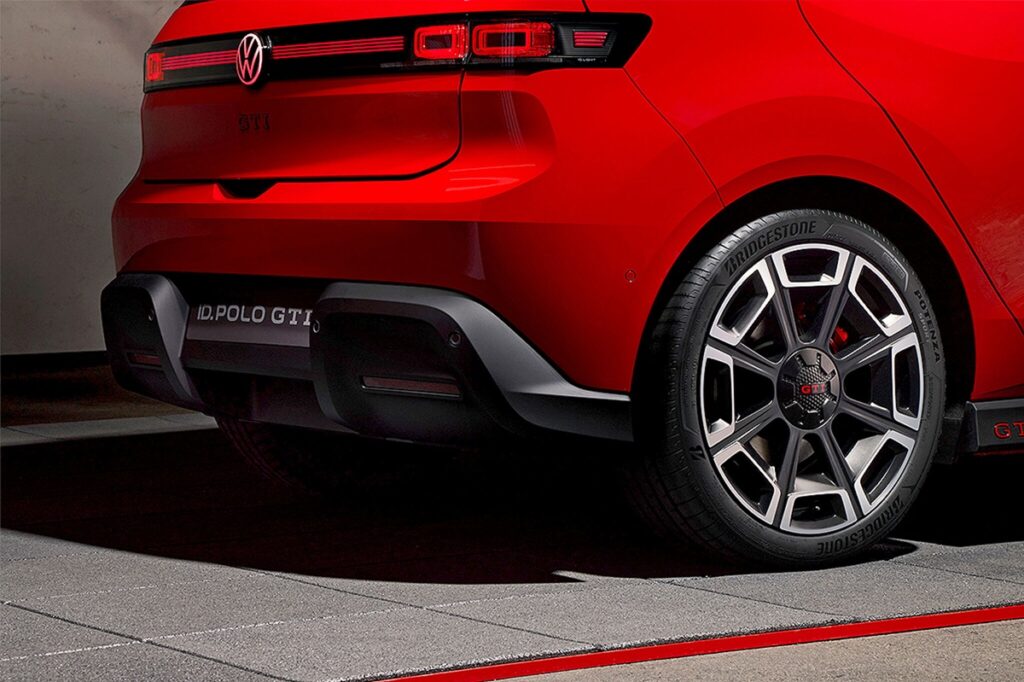 画像7: 【Audo Bild】これが「ID. Polo GTI」のコックピットだ！