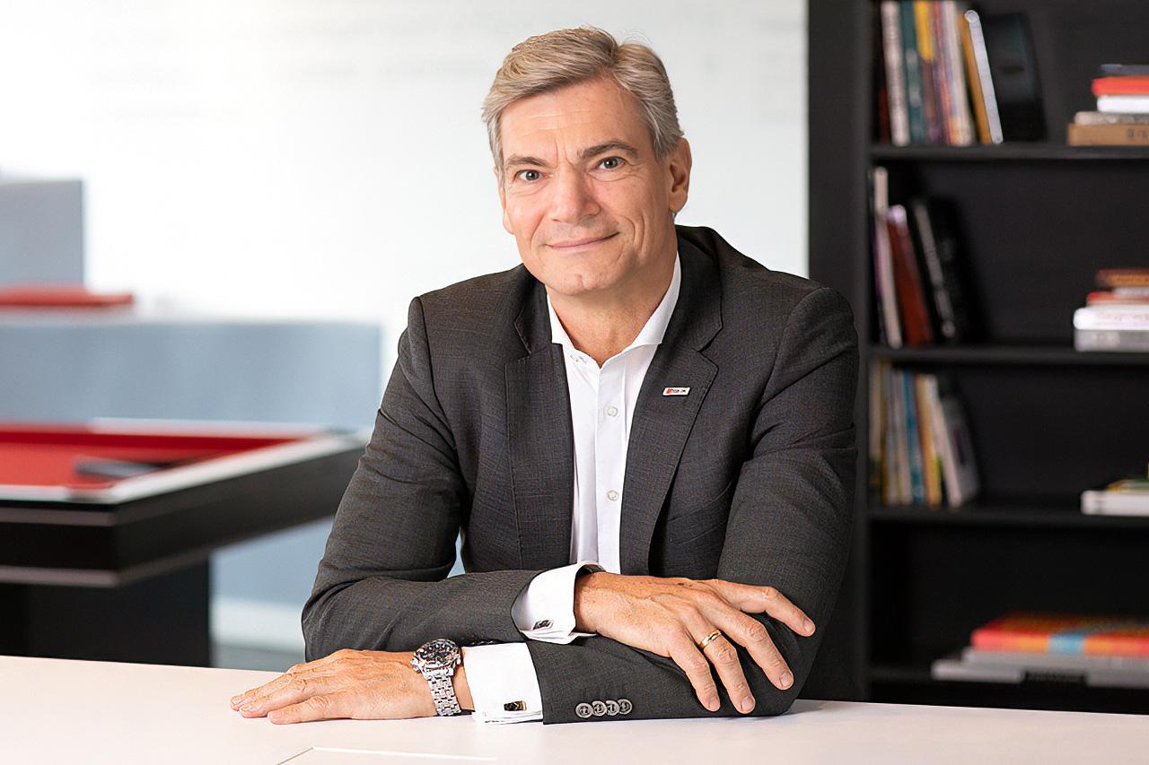 画像: 現Audi China社長のヨハネス・ロシェック氏