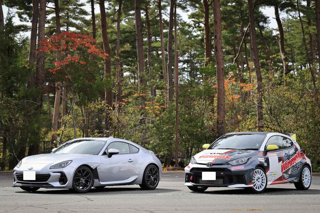 画像: 会場には両選手の愛車が展示され、ファンの注目を集めていました。