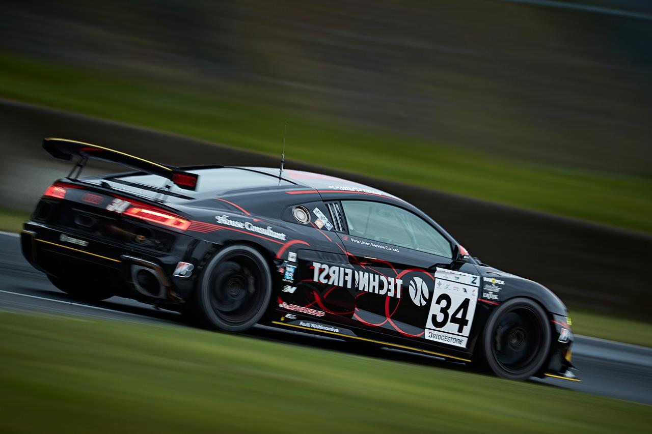 画像3: ST-Zクラス：Audi R8 LMS GT4が首位争いを展開、惜しくも2位