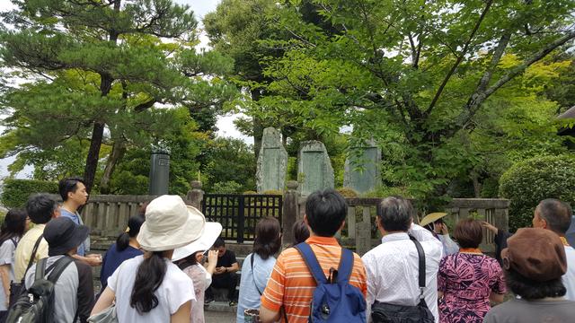 画像: そして大河ドラマ『西郷どん』にも出てきた「成就院」を見学。