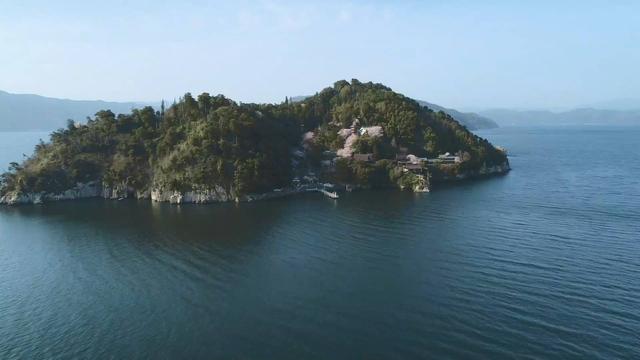 画像: 竹生島・宝厳寺 ~西国第三十番札所~