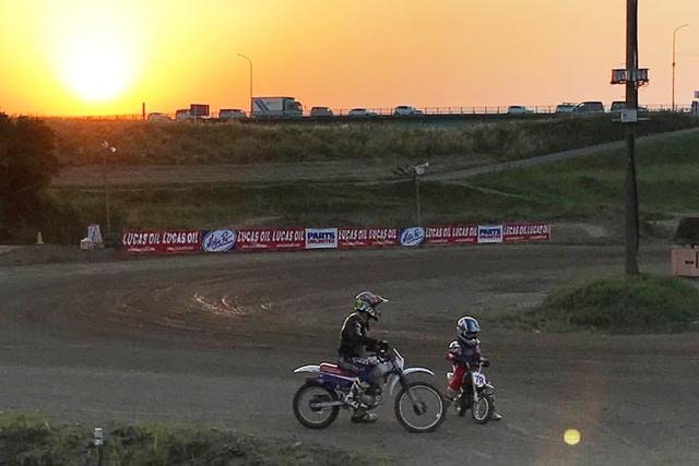 画像: See You at the Racetrack on Next Sunday. グルグル場でキミを待つ。 撮影: FEVHOTS