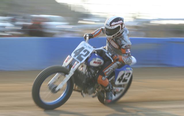 画像: SHIMIZU + KLX250ES "速くはないけど乗っててとても楽しいマシン"と本人談。いずれまた走らせる機会を作りたいところです。 撮影 斉藤淳一(FTX)