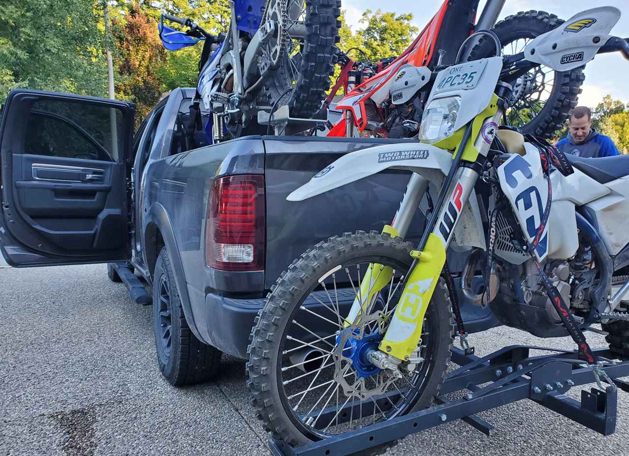 画像4: 確かに運ぶときの姿勢なんてどうでも構わないといえばそれまでですが?