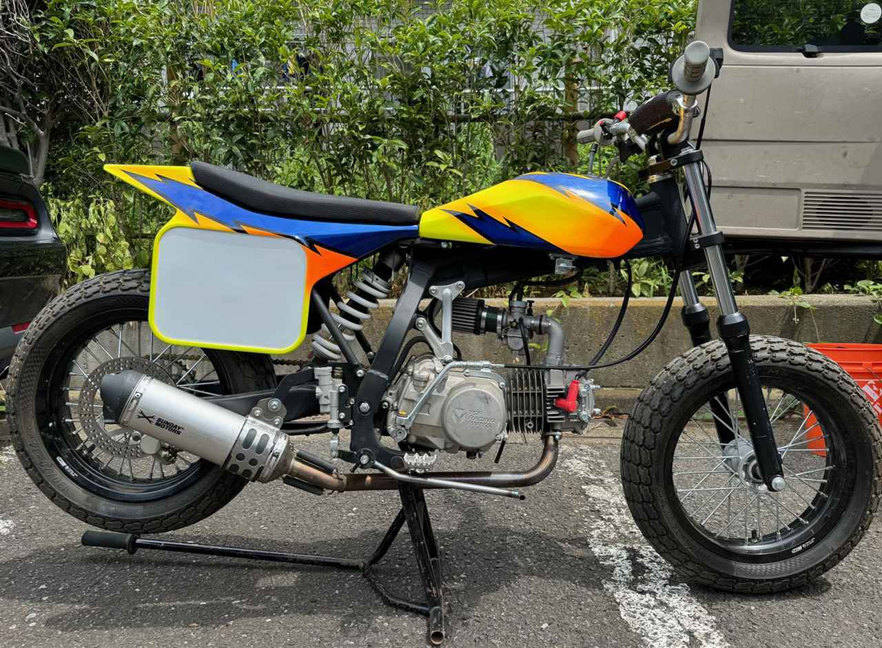 画像: うちのストックパーツの山の中から何か勝手に生まれてこないかな?