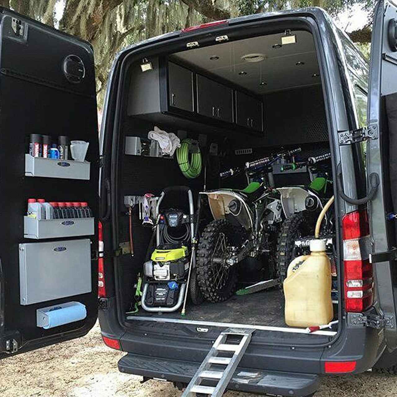 画像: あれれ?ハヤシさんちってリサイクルショップ始めました?否否否!!!