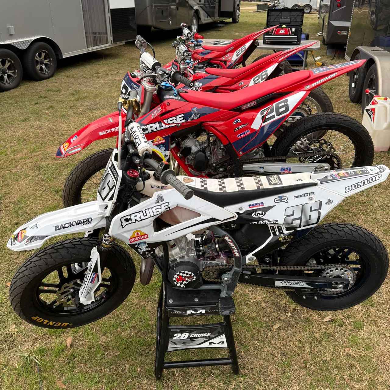 画像1: "良い子の皆さんは決して真似しないで、く だ さ い ね ？"