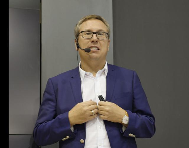 画像: SHARPUMCのバイス・プレジデントSascha Lange氏