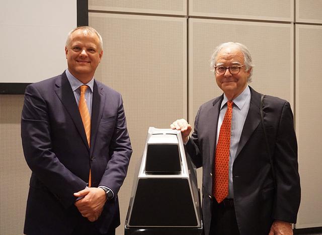 画像: トレント・ワークマン氏(左)とピーター・マクグラフ氏(右)