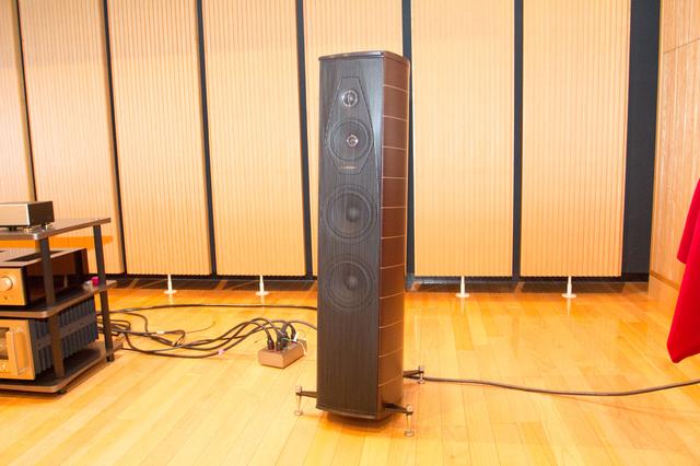 画像: 関係者向け試聴会で使用された機器は、アナログプレーヤーがテクニクスSL1000R、MCカートリッジがAT-ART1000、フォノイコライザーがアキュフェーズC37、プリアンプ+パワーアンプがアキュフェーズC3850+P7300、そしてスピーカーシステムがソナス・ファベールOlympicaⅢというラインナップ